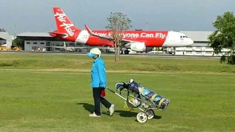 Yang Tiada Duanya dari Bandara Don Mueang Bangkok, Ada Lapangan Golf di Antara Dua Runway