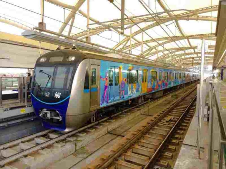 Hore! Naik MRT Jakarta, LRT Jakarta dan Transjakarta Kembali Rp1 Selama Dua Hari