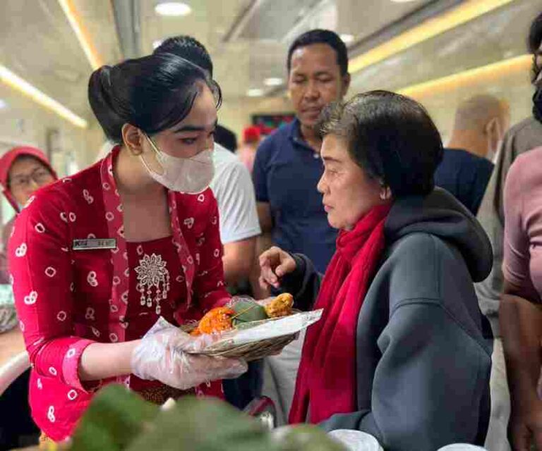 Gandeng UMKM, KAI Services Optimis Raup Rp28 Miliar dari Restoran on Train Selama Musim Nataru 2023