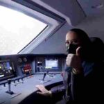 saudi-arabia-gets-its-first-batch-of-woman-train-drivers-1672652388-5701 (1)