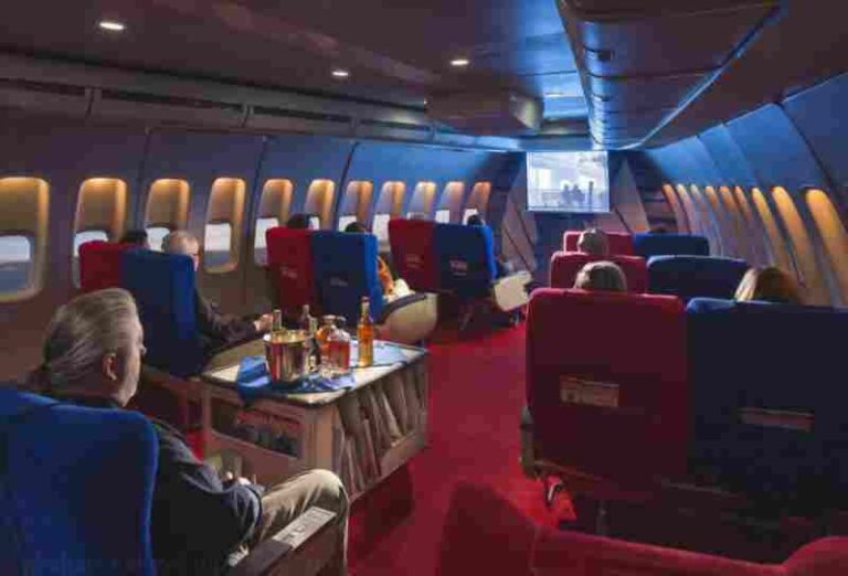 Sejarah Inflight Entertainment, Dari Model “Layar Bioskop” Hingga Personal Devices