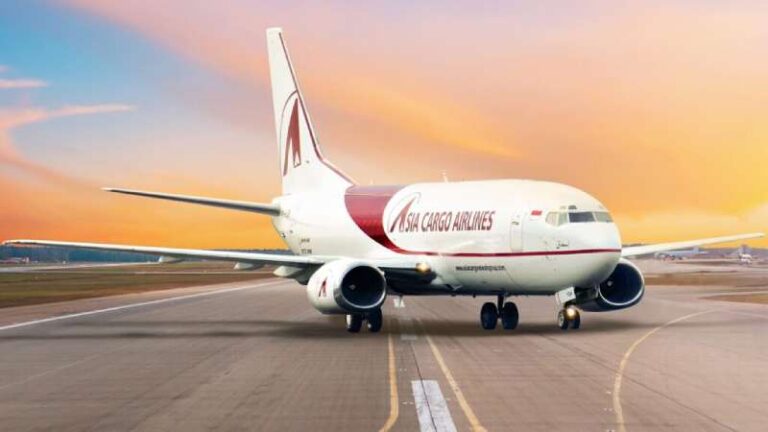 Pesawat Kargo asal Indonesia, Boeing 737-300F Asiana Cargo Airlines Hancur di Bandara Khartoum Sudan