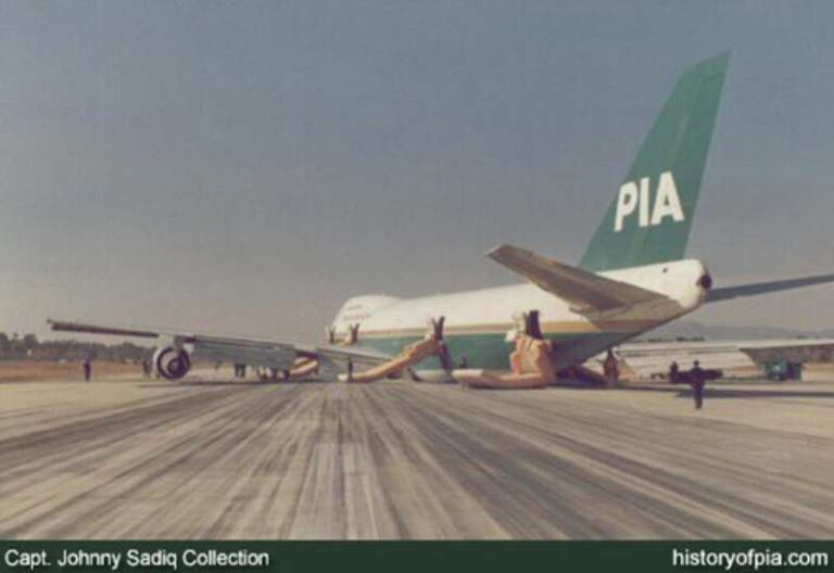 Insiden PIA Flight 300 – Pilot Boeing 747-200 Lupa Menurunkan Roda Pendarat