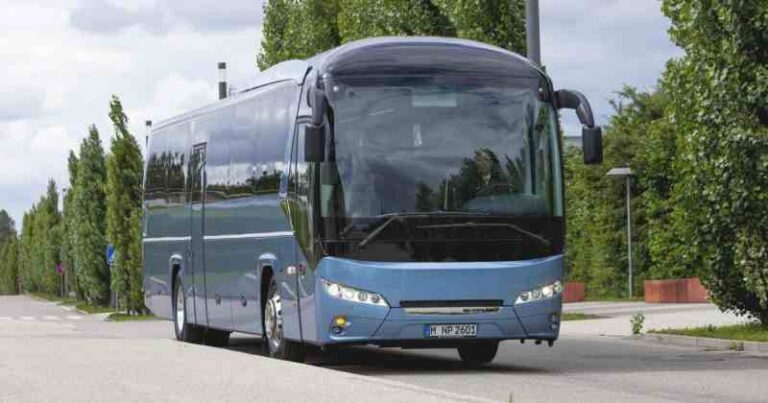 Neoplan Jetliner – Bus Penumpang Tercepat di Dunia, Bisa Ngacir 271 Km Per Jam