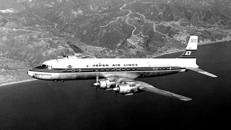 1 Agustus 1951, Japan Airlines Resmi Berdiri dengan Modal 100 Juta Yen