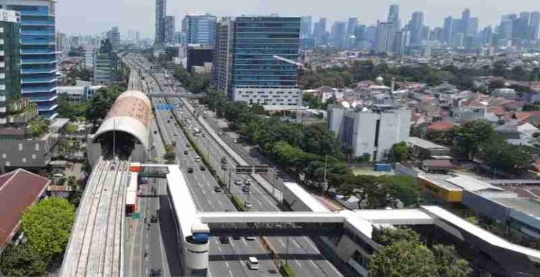Dijamin Nyambung ke Sudut Kota, Berikut Daftar Koneksi-Integrasi Transportasi di Stasiun LRT Jabodebek