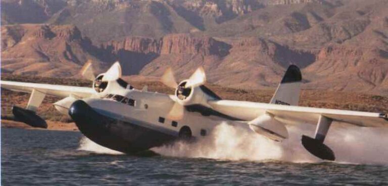 Hari ini, 77 Tahun Lalu, HU-16 Albatross Terbang Perdana, Pesawat Amfibi dengan Desain yang Masih Eksisting