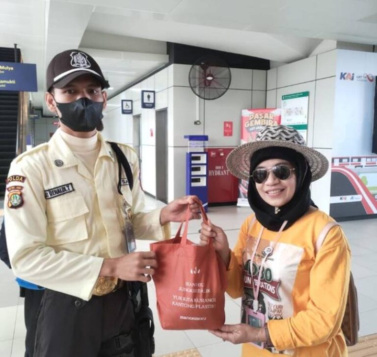 Catat, Begini Cara Temukan Barang Tertinggal-Hilang di Stasiun-Kereta LRT Jabodebek