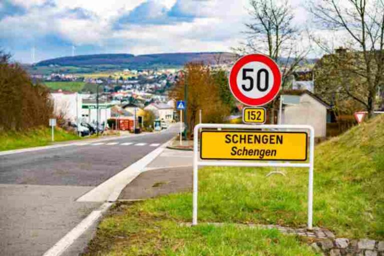 Sering Disebut Pelancong, Ternyata Sejarah Visa Schengen Berasal dari Sebuah Desa di Luksemburg