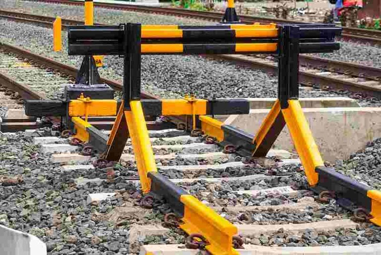 Terlihat di Ujung Rel Buntu, Inilah Sejarah Panjang Buffer Stop (Sepur Badug)
