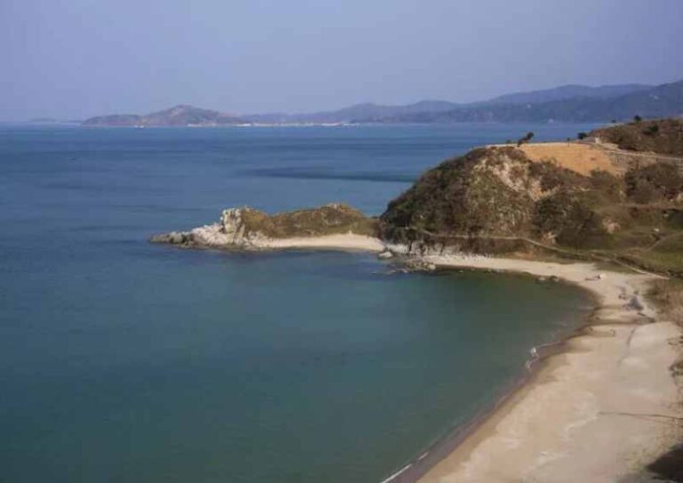 Korea Utara Berencana Buka Resor Wisata untuk Pelancong Asing yang Bernyali