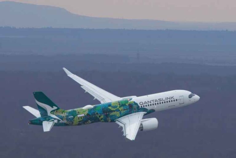 Tampilkan Corak Karya Seni Aborigin, QantasLink Terima Unit Perdana Airbus A220
