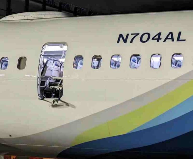 Buntut Lepasnya Pintu Emergency Exit Alaska Airlines, Lion Air Temporary Grounded Boeing 737 MAX 9