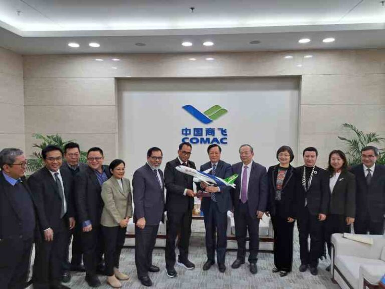 Menhub Tawarkan COMAC Investasi Sektor Udara, Sinyal C919 Bakal Mengudara di Indonesia
