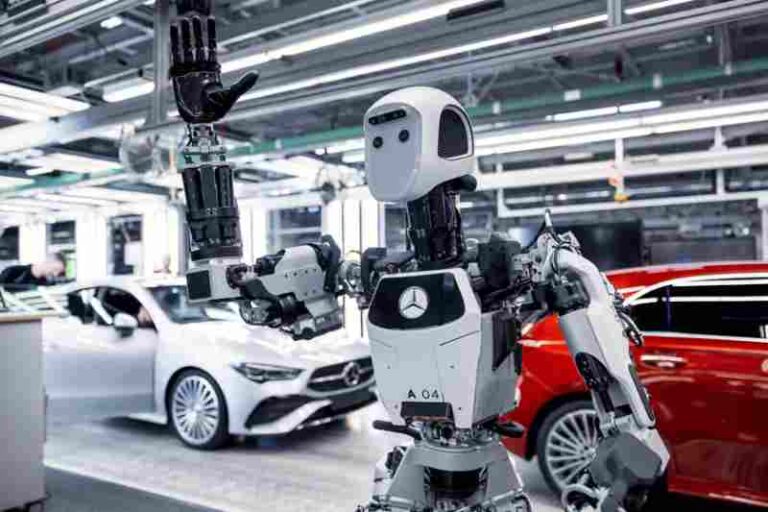 Mercedes Benz Gunakan Robot Humanoid Apollo untuk Bekerja di Jalur Produksi Mobil