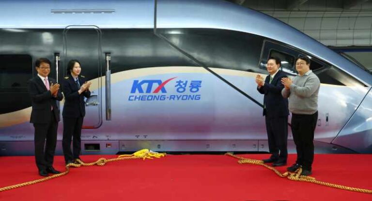 Mulai 1 Mei, Kereta Peluru KTX Cheong-ryong Resmi Beroperasi – Seoul – Busan Ditempuh 2 Jam 10 Menit