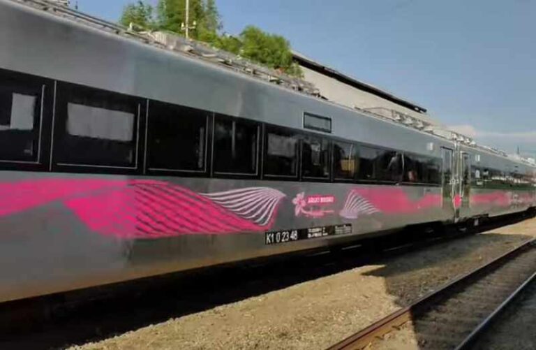 Dari Total 612 Unit Kereta “Stainless Steel New Generation” Pesanan PT KAI, Tujuh KA Kini Telah Beroperasi