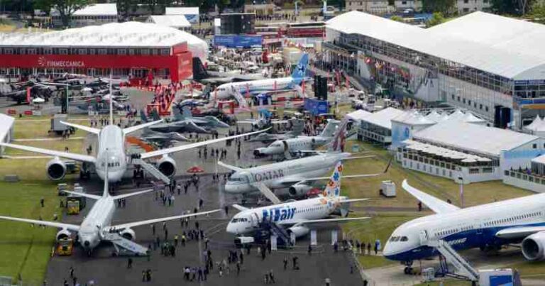 Sejarah Farnborough Airshow, Awalnya Fokus pada Industri Kedirgantaraan Inggris