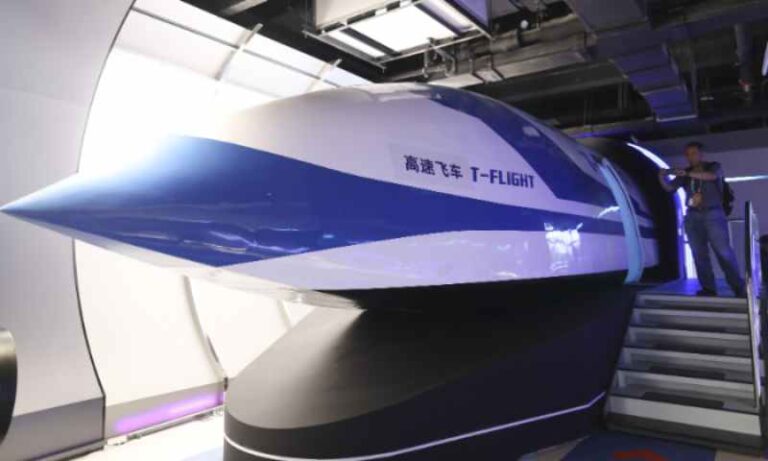 Cina Sukses Uji Coba ‘Flying Train’ – Gabungkan Teknologi Dirgantara dan Kereta Berkecepatan Tinggi