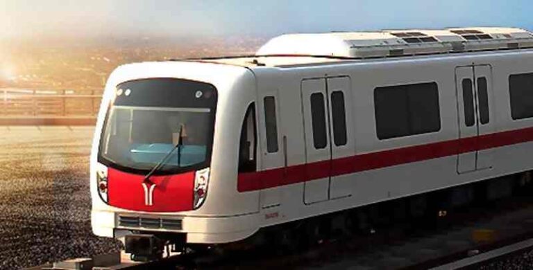 Komuter KRL Jabodetabek dari Cina Tiba di Awal 2025, Beropasi di Akhir Tahun