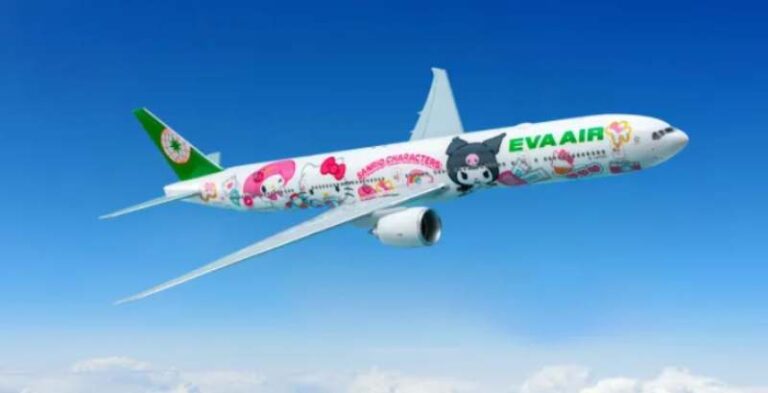 Eva Air Luncurkan Boeing 777-300ER Hello Kitty “Besties” dengan Rute Taipei-Chicago