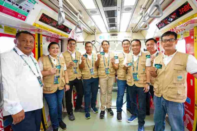 Dikunjungi Bos Kereta Api se-ASEAN, LRT Jabodebek Luncurkan KMT Khusus edisi ARCEOs’ Conference