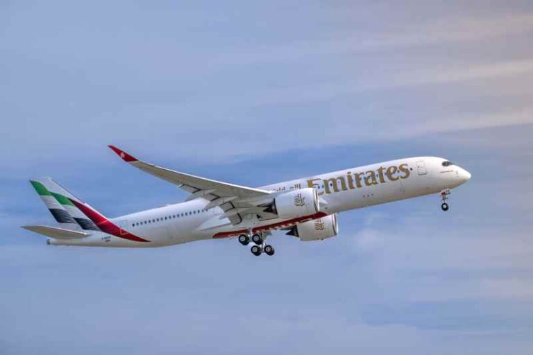Emirates Terima Unit Pertama Airbus A350-900 dari Total 65 Unit yang Dipesan