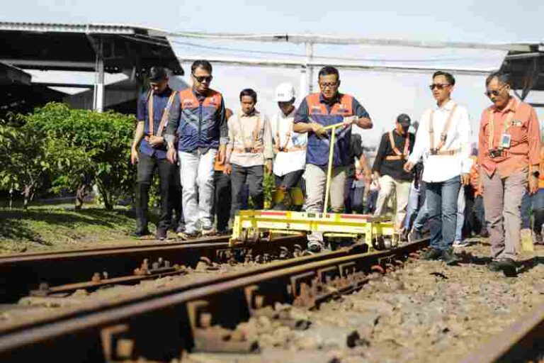 Tingkatkan Pemeliharaan Jaringan Rel kereta, PT KAI Luncurkan “Track-Mod dan Smart Rail”