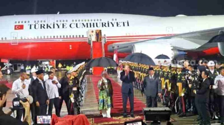 Boeing 747-8I BBJ “Republic of Turkiye” TC-TRK – Bawa Presiden Erdogan Untuk Kedua Kalinya ke Indonesia