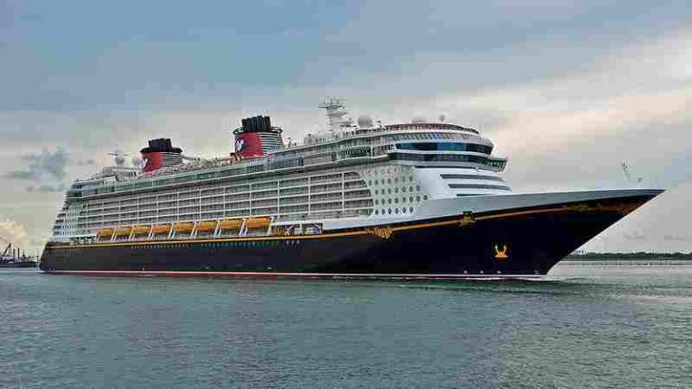 Perdana Berlayar di Asia, Disney Cruise Line Siap Tawarkan Paket Liburan Tak Terlupakan Untuk Keluarga!
