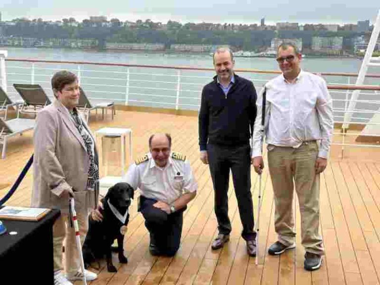 So Long, Joska! Service Dog Pertama yang Dapat Penghargaan 5-Stars Marine