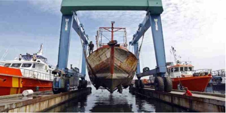 Sengkarut Industri Galangan Kapal Lokal, Lebih Efisien Impor dari Luar?