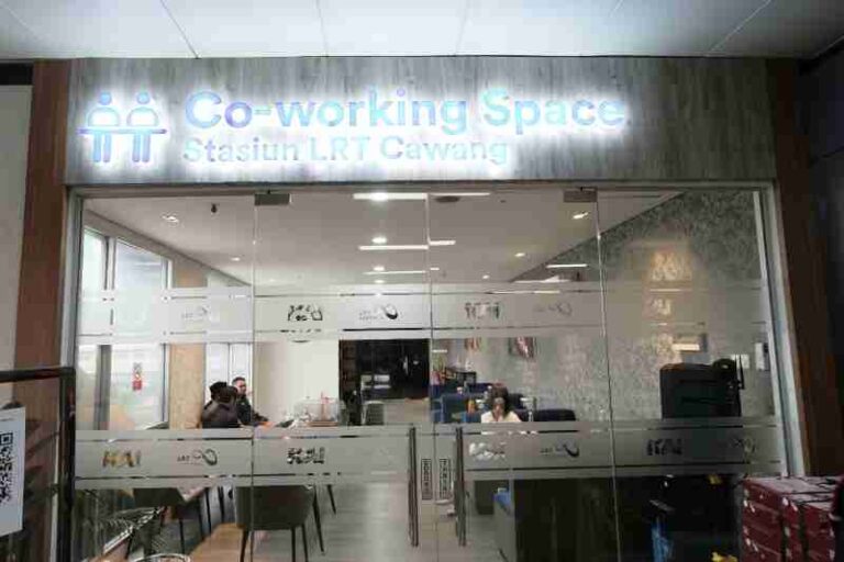 Good News Buat ‘Pekerja Mobile’, KAI Hadirkan Coworking Space Gratis di Stasiun LRT Jabodebek Cawang