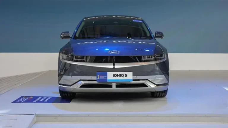 Ioniq 5 Melaju Menjadi Taksi Listrik di Layanan Comfort