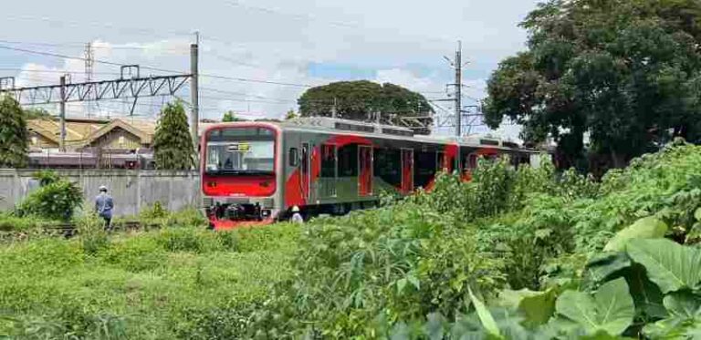 Sah! Uji Lintas KRL Buatan INKA Akan Dilakukan Lintas Solo-Yogyakarta