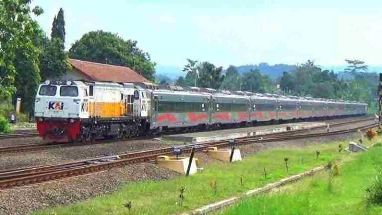 Ada Dua Stasiun Karangsari – “Namanya Sama Lokasinya Berbeda”