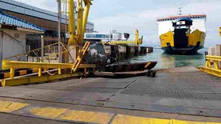 Serupa Tapi Tak Sama, Inilah Perbedaan Moveable Bridge dengan Garbarata di Bandara