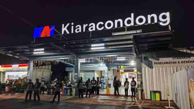 Stasiun Kiaracondong yang Kini Lebih Besar dan Nyaman. Tapi …