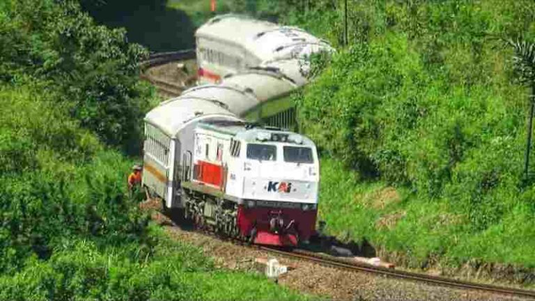 Mengapa Kereta Tidak Tergelincir Saat Berkecepatan Tinggi? Yuk Simak Rahasianya
