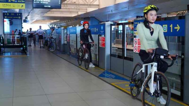 Mudik ke Sekitaran Jakarta selama Periode Lebaran 2025? LRT Jabodebek Tawarkan Promo Khusus