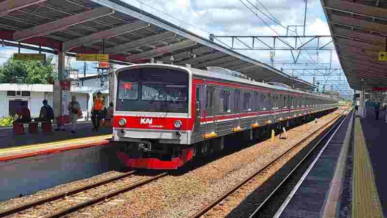 Perjalanan KRL Akan Diperpanjang Hingga Stasiun Merak, Ini Kata Kemenhub