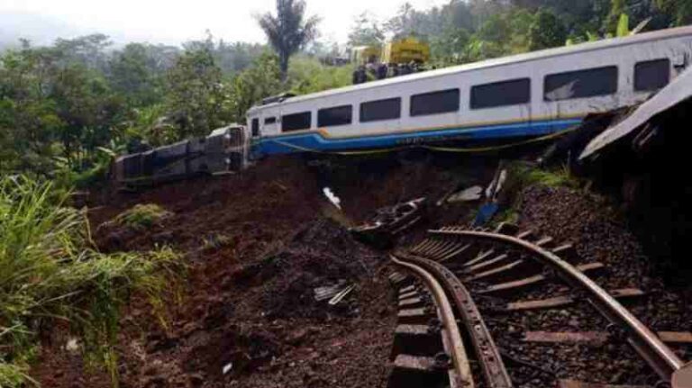 Mengenang 11 Tahun Tragedi Kecelakaan KA Malabar. Ternyata Ada Hal Aneh Saat Evakuasi