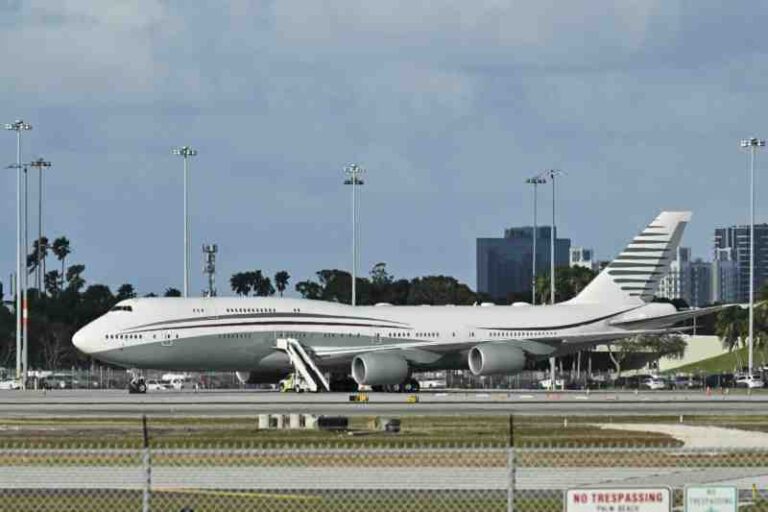 Kontroversi Terkait Etika dan Keamanan, Donald Trump Ingin Sulap Pesawat Hibah dari Qatar Jadi Air Force One