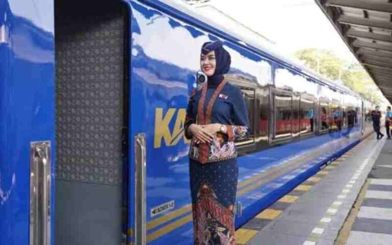 Selamat Tinggal Kelas Sleeper, Siap-siap Awal Juni Kelas Compartment Bakal Nempel di KA Argo Bromo Anggrek