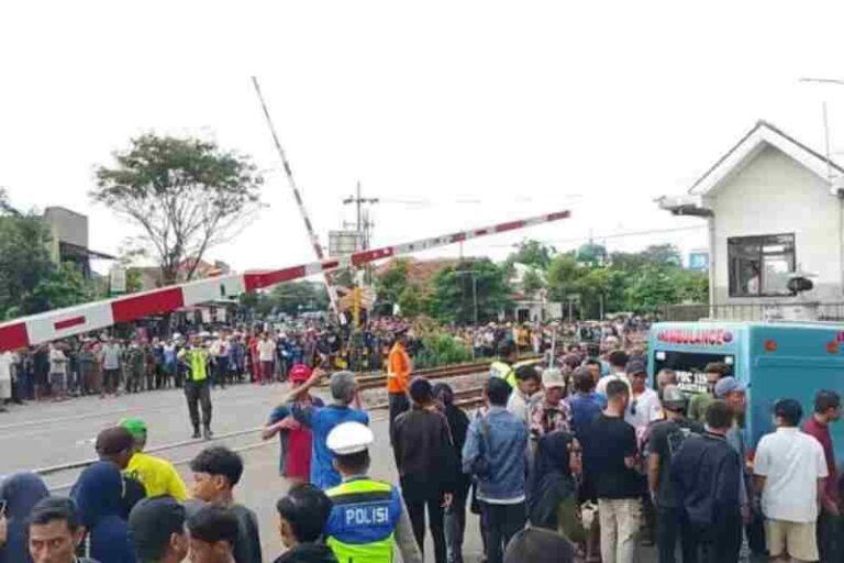 Lagi, Perlintasan KA Renggut Korban Jiwa, Sistem Palang Pintu KA Belum Dimodernisasi?