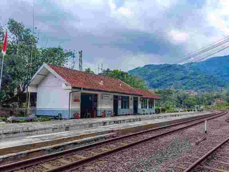 Wajib Tahu! Ada 4 Stasiun yang Berganti Nama di Wilayah Daop 2 Bandung