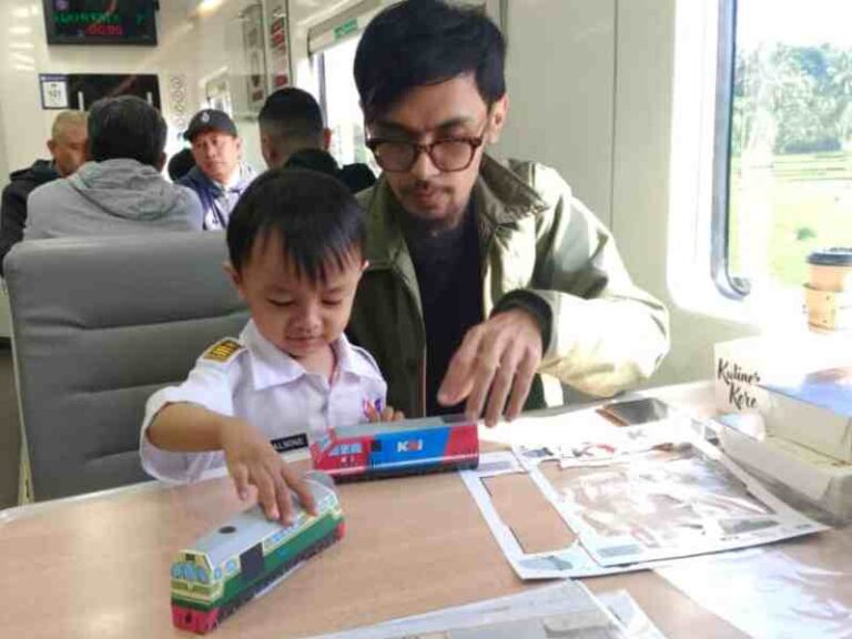 Sambut Liburan Sekolah, KAI Services Hadirkan Kids Fun Menu Persembahan Kuliner Kereta