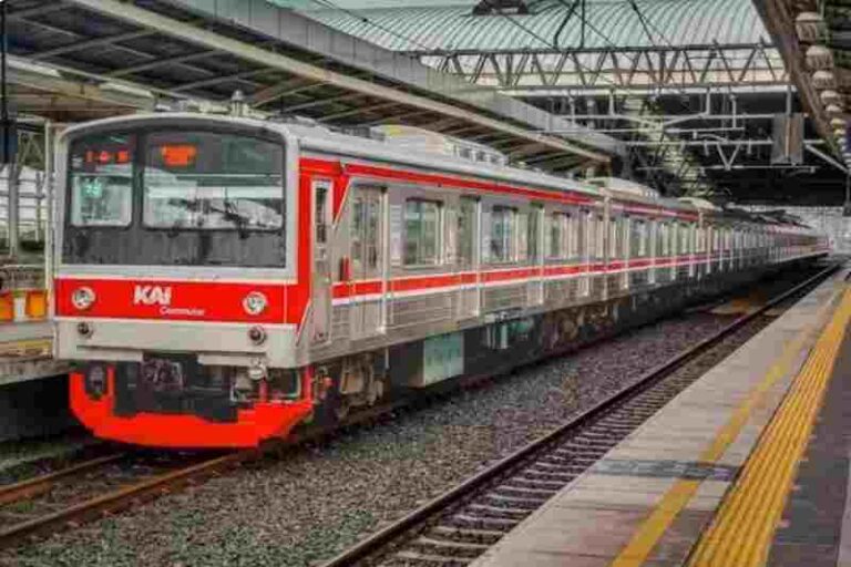 Tulisan “Sukaresmi” Muncul pada Peta Jaringan di KRL Baru, Apakah Stasiun Baru?