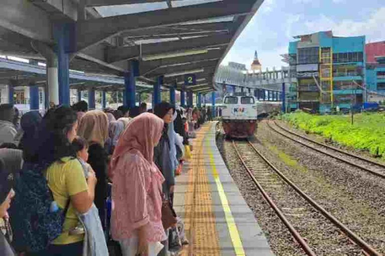 Selain Masih Harga Promo, Naik Kelas Ekonomi KA Pangrango, Kini Tak Perlu Duduk Mundur Lagi