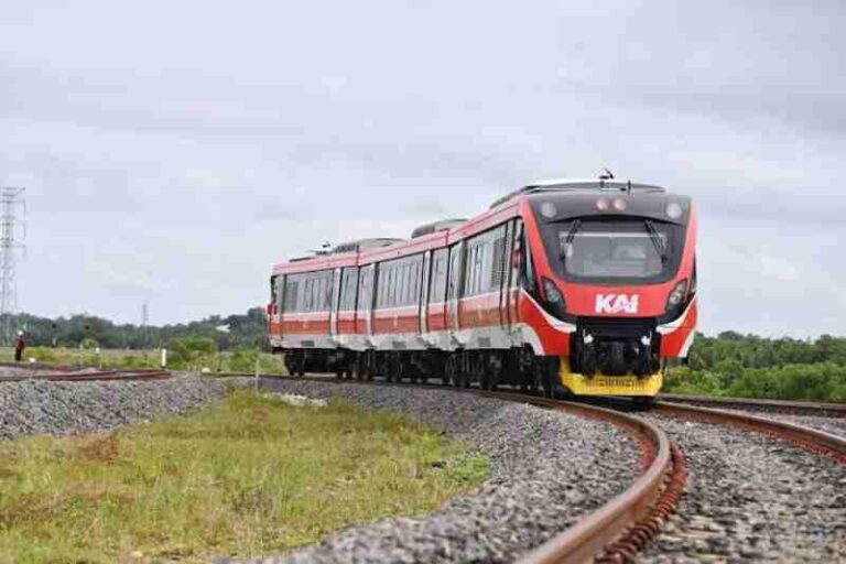 Diperpanjang, Rencana Jalur KA Sulawesi Nantinya Bisa Terintegerasi Sampai Sini